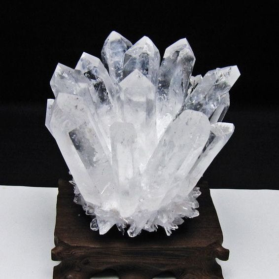 水晶 クラスター 水晶 原石 台座付属 一点物 182-8618