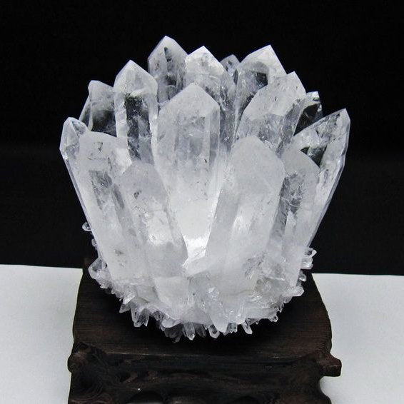 水晶 クラスター 水晶 原石 台座付属 一点物 182-8626