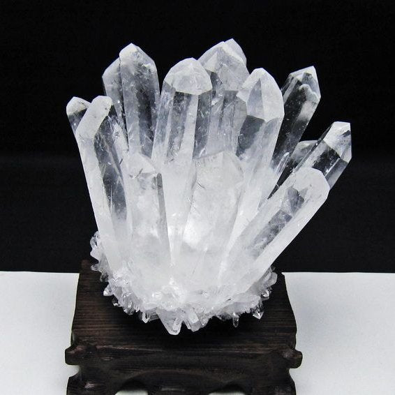 水晶 クラスター 水晶 原石 台座付属 一点物 182-8630
