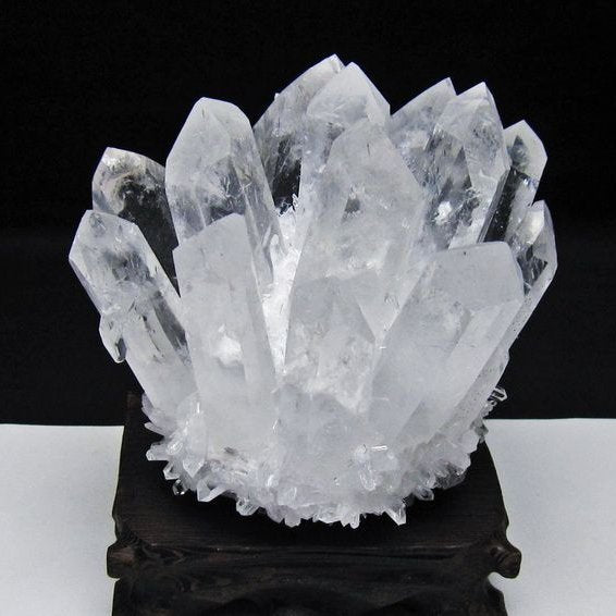 水晶 クラスター 水晶 原石 台座付属 一点物 182-8647