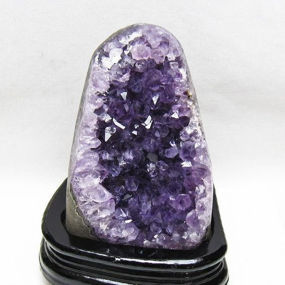 1.7Kg アメジスト クラスター ウルグアイ産 アメジスト 原石 amethyst 台座付属 一点物 182-8740