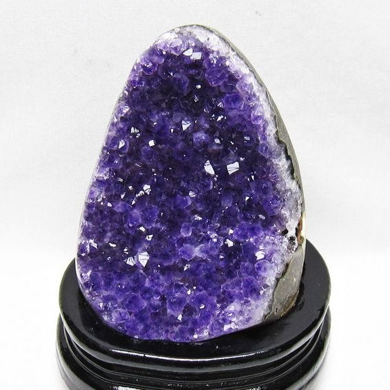 1Kg アメジスト クラスター ウルグアイ産 アメジスト 原石 amethyst 台座付属 一点物 182-8786