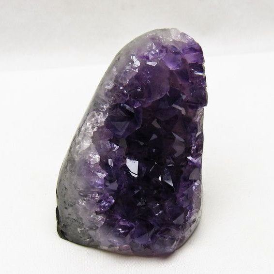 アメジスト クラスター ウルグアイ産 アメジスト 原石 amethyst 一点物 182-8973