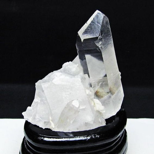 水晶 クラスター マダガスカル産 台座付属 水晶 原石 レムリアンシード 一点物 182-9279