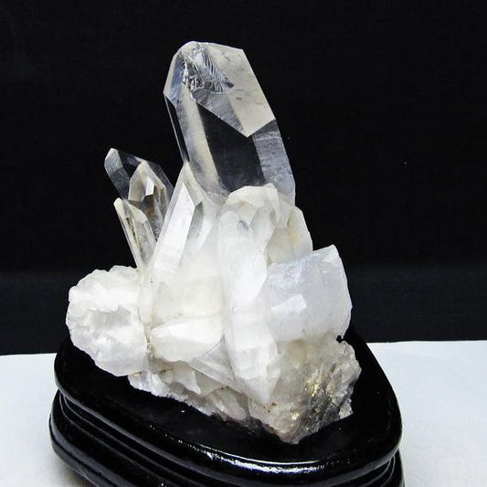 水晶 クラスター マダガスカル産 台座付属 水晶 原石 レムリアンシード 一点物 182-9325