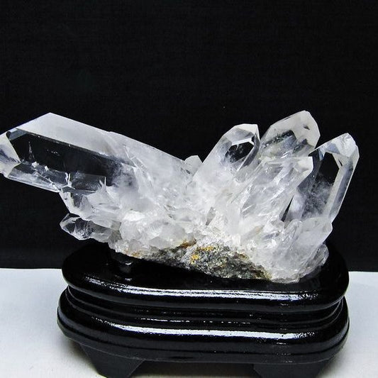 水晶 クラスター マダガスカル産 台座付属 水晶 原石 レムリアンシード 一点物 182-9341