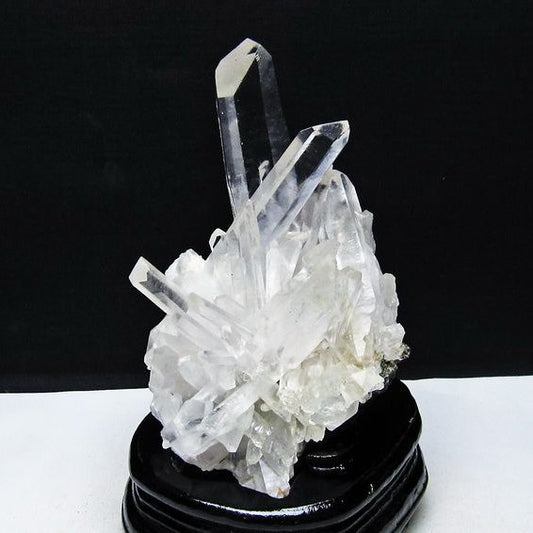 水晶 クラスター マダガスカル産 台座付属 水晶 原石 レムリアンシード 一点物 182-9346