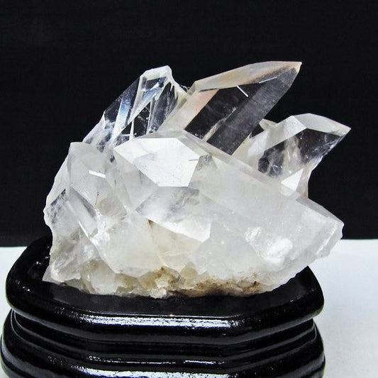 水晶 クラスター マダガスカル産 台座付属 水晶 原石 レムリアンシード 一点物 182-9354