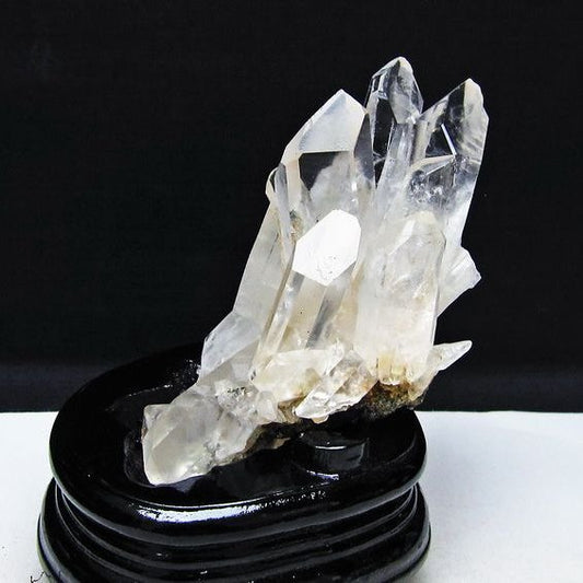 水晶 クラスター マダガスカル産 台座付属 水晶 原石 レムリアンシード 一点物 182-9363