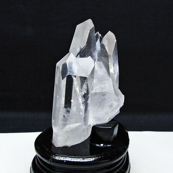 水晶 クラスター マダガスカル産 台座付属 水晶 原石 レムリアンシード 一点物 182-9366