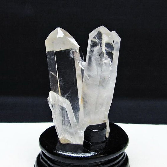 水晶 クラスター マダガスカル産 台座付属 水晶 原石 レムリアンシード 一点物 182-9377