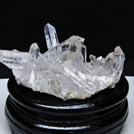 水晶 クラスター マダガスカル産 台座付属 水晶 原石 レムリアンシード 一点物 182-9388