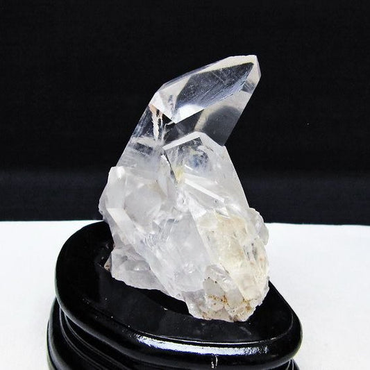 水晶 クラスター マダガスカル産 台座付属 水晶 原石 レムリアンシード 一点物 182-9397