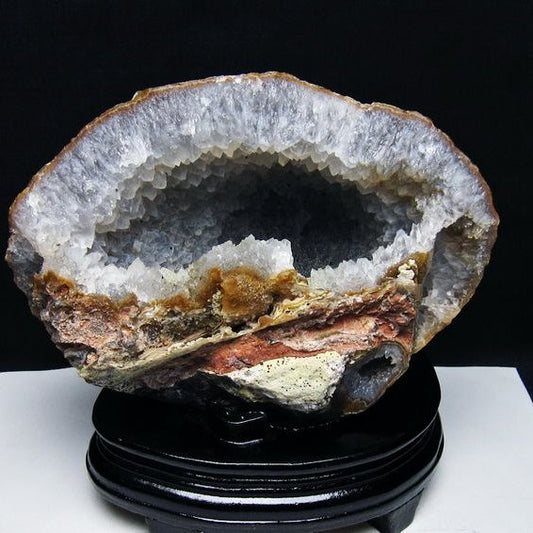 2.5Kg アゲート ジオード 原石 台座付属 一点物 送料無料 191-504