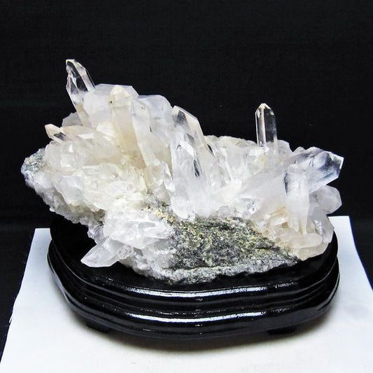 3.2Kg 水晶 クラスター マダガスカル産 台座付属 水晶 原石 レムリアンシード 192-782