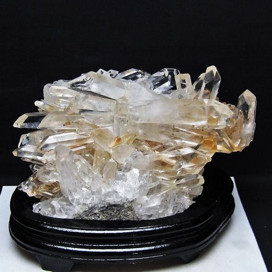 3.7Kg 水晶 クラスター マダガスカル産 台座付属 水晶 原石 レムリアンシード 192-786