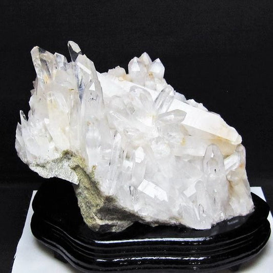 3.9Kg 水晶 クラスター マダガスカル産 台座付属 水晶 原石 レムリアンシード 192-791