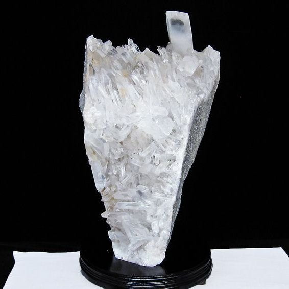 31.4Kg 水晶 クラスター マダガスカル産 台座付属 水晶 原石 レムリアンシード 192-794