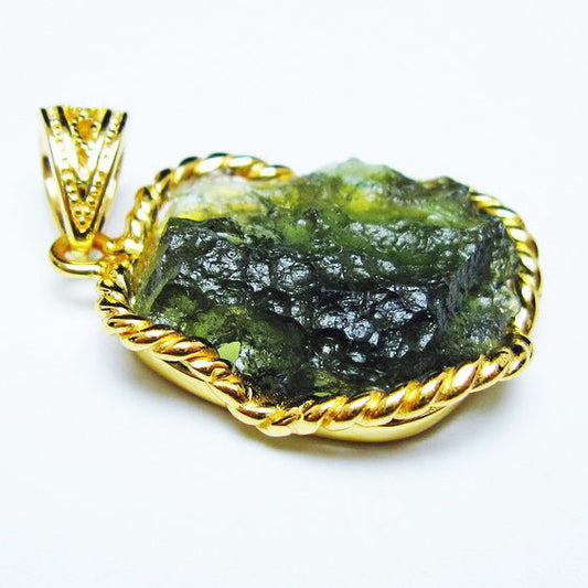 モルダバイト ペンダント 原石 ペンダントトップ 199-418