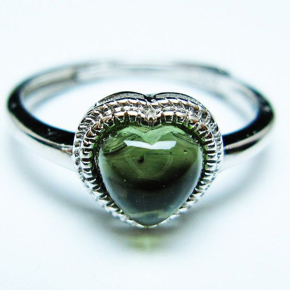 モルダバイト リング 指輪 ハート 11号 フリーサイズ 一点物 199-452