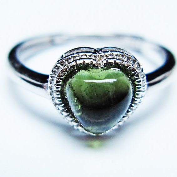 モルダバイト リング モルダウ石 指輪 ハート フリーサイズ 12号 一点物 メール便可 [M便 1/20] 199-629