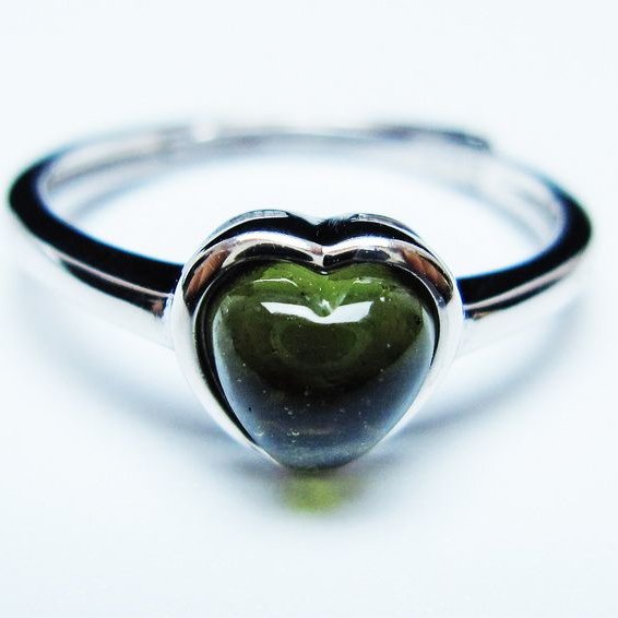 モルダバイト リング モルダウ石 指輪 ハート フリーサイズ 12号 一点物 メール便可 [M便 1/20] 199-660