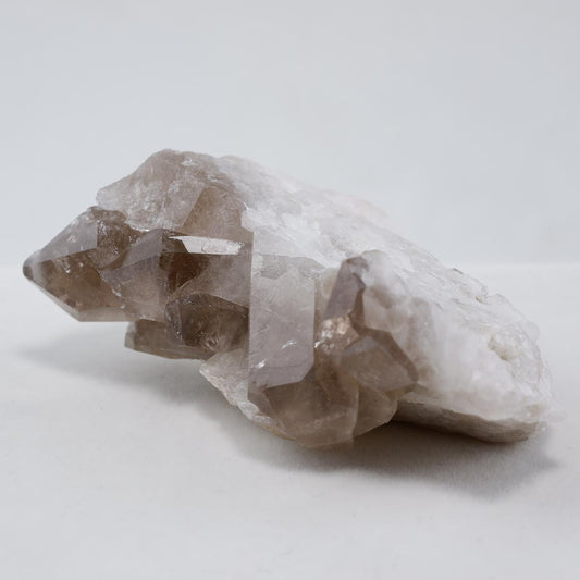 スモーキークォーツ クラスター ブラジル産 モリオン 黒水晶 原石 一点物 272-331