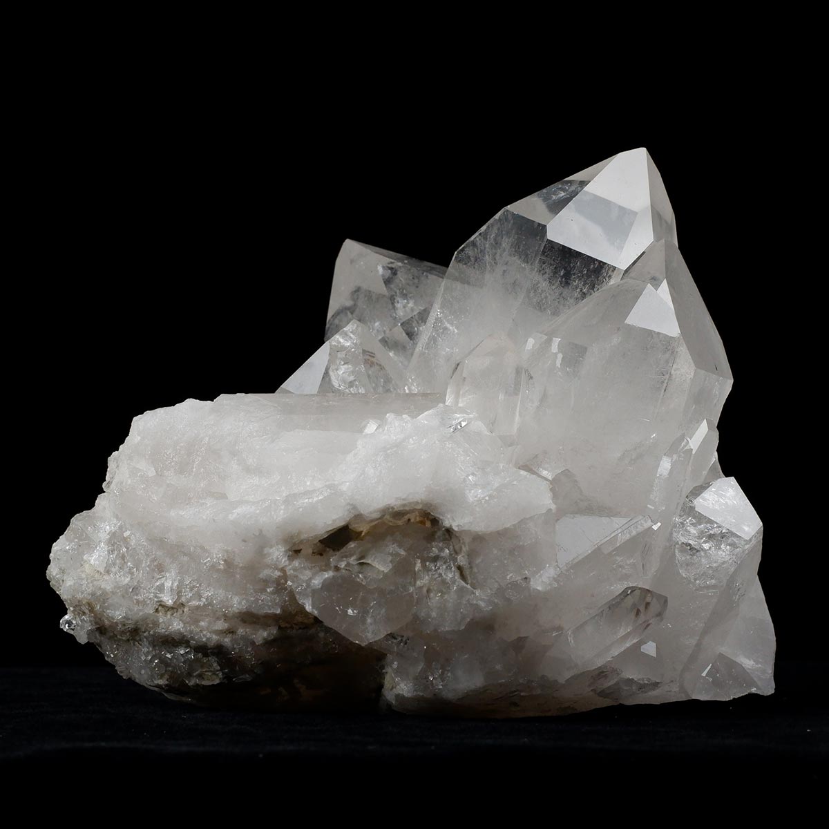 1.1Kg 水晶クラスター アーカンソー産 原石 一点物 282-717