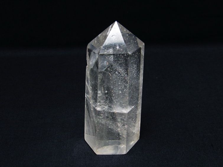 水晶 六角柱 水晶 ポイント 一点物 142-6837 – 天然石・パワーストーン