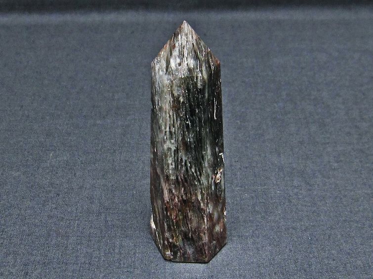 ガーデンファントム 六角柱 ガーデンクォーツ ポイント 庭園水晶 一点物 142-7420