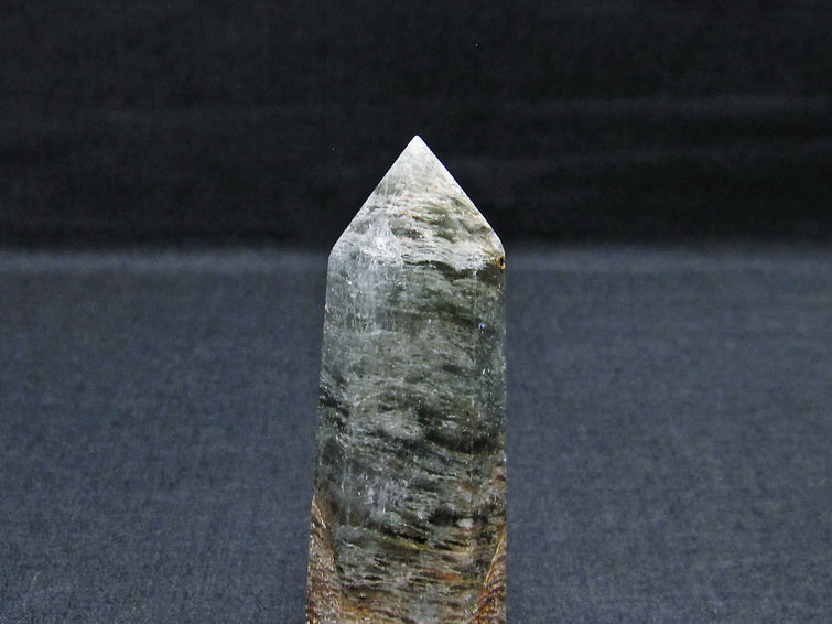 ガーデンファントム 六角柱 ガーデンクォーツ ポイント 庭園水晶 一点物 142-7437