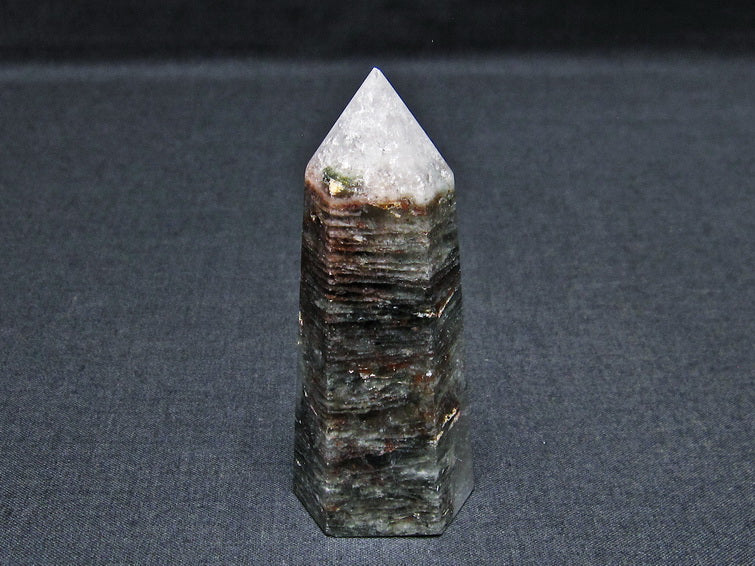 ガーデンファントム 六角柱 ガーデンクォーツ ポイント 庭園水晶 一点物 142-7440