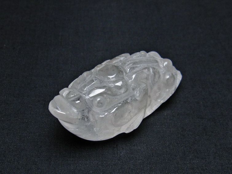 水晶 手彫り 置物 キンセン 金蟾 一点物 144-154