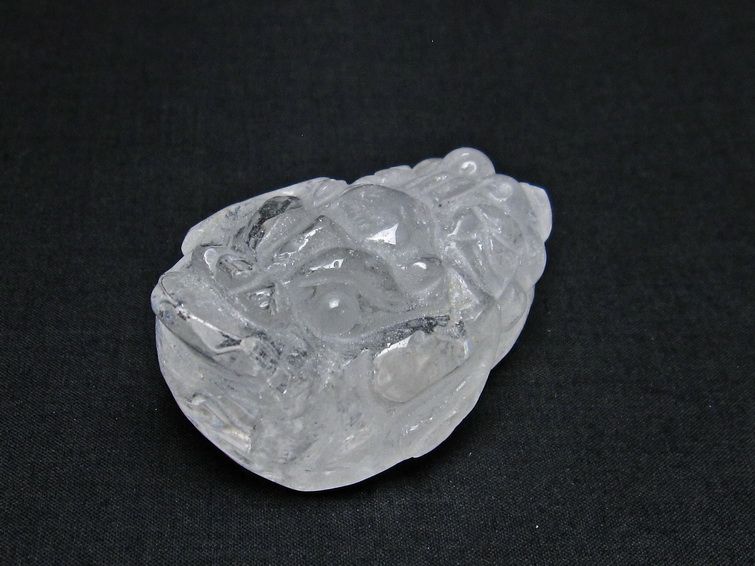 水晶 手彫り 置物 キンセン 金蟾 一点物 144-156