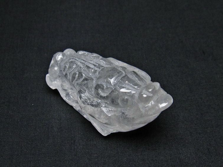水晶 手彫り 置物 キンセン 金蟾 一点物 144-173