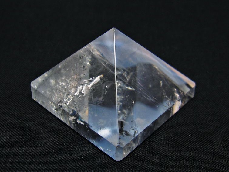 水晶 ピラミッド置物 一点物 145-1087