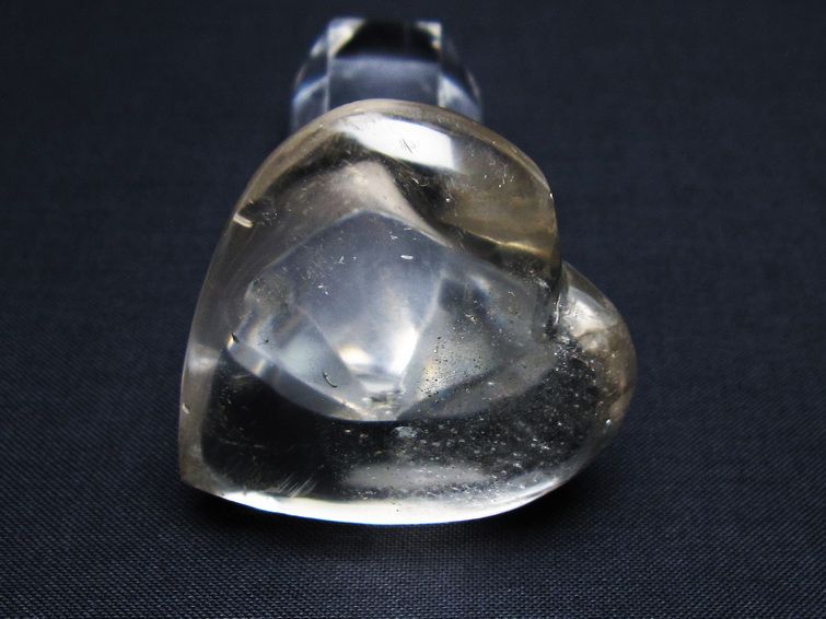 水晶 ハート置物 一点物 145-1447