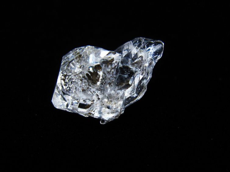 オイルインクォーツ 原石 石油入り 水晶 原石 一点物 171-3869