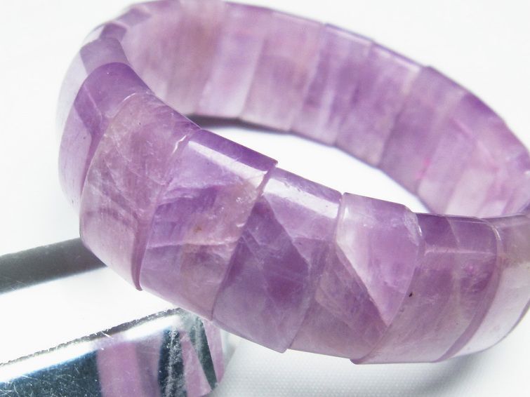 クンツァイト バングル  111-24693