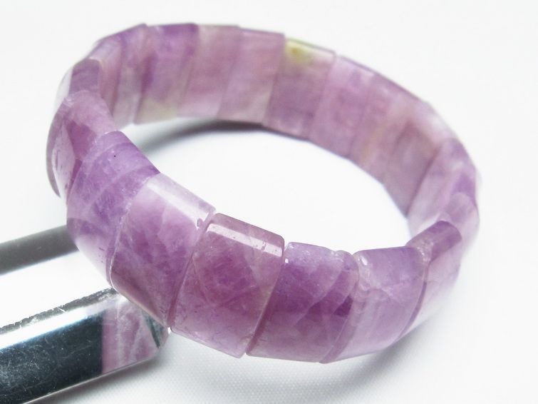 クンツァイト バングル  111-24696