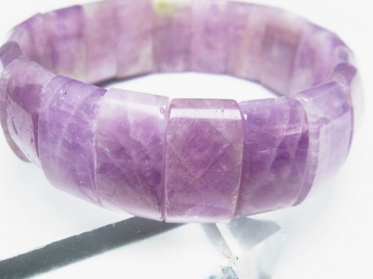 クンツァイト バングル  111-24696