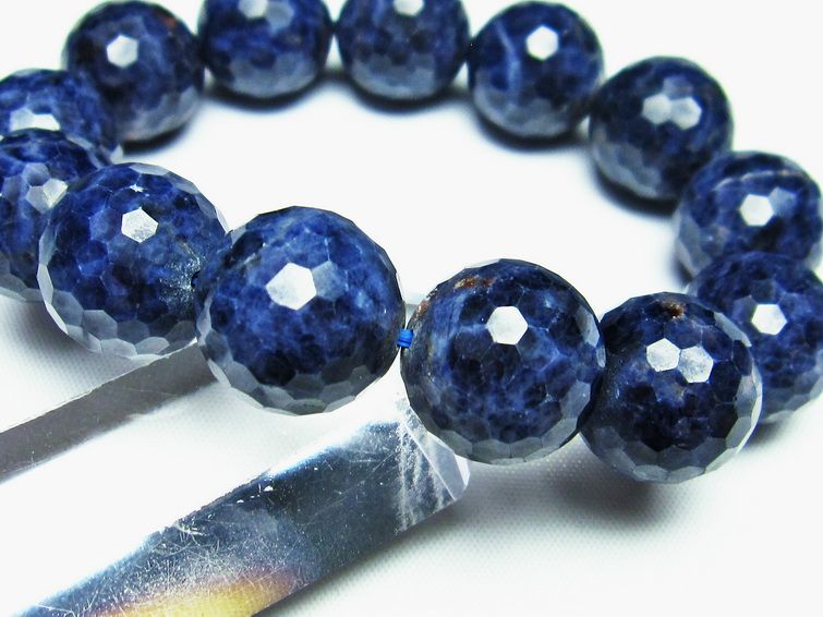 sattyan◆非加熱サファイアブレスレット サファイア ブレスレット 128面カット 17mm 111-25356 – 天然石