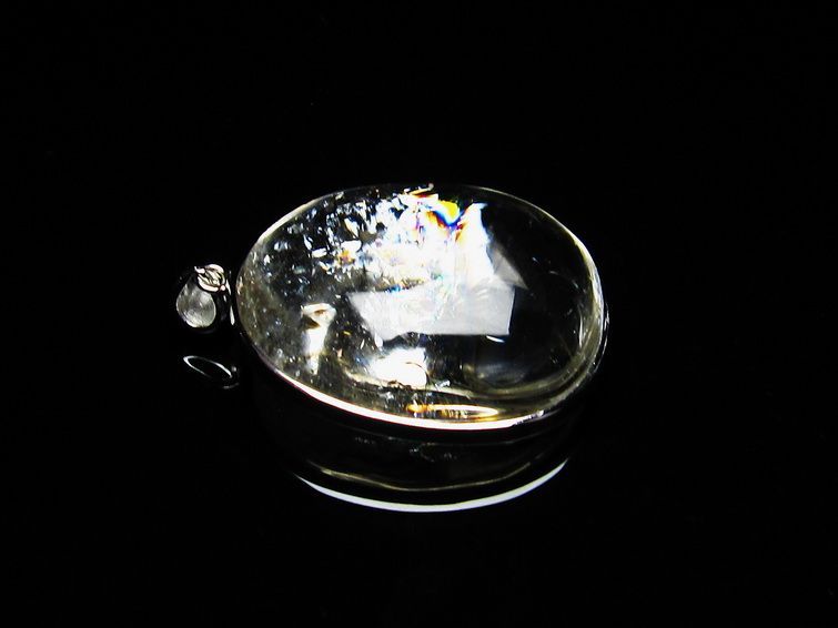 アイリスクォーツ 水晶 ペンダント 虹入り  112-6541
