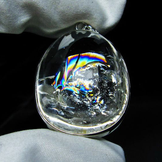 アイリスクォーツ 水晶 ペンダント 虹入り 一点物 メール便可 [M便 1/20] 112-8291