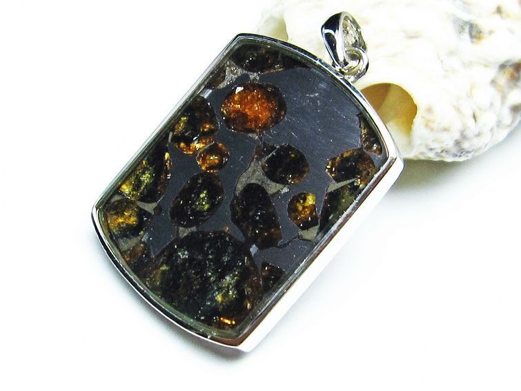 パラサイト隕石 ペンダント パワーストーン ペンダントトップ Pallasite Meteorite メンズ レディース アクセサリー 一点物  112-9035