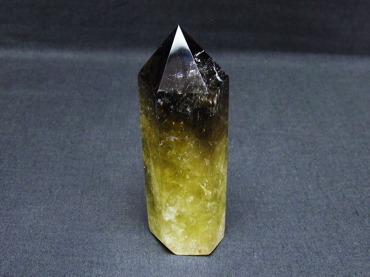 シトリン 六角柱 虹入り 原石 一点物 142-5107