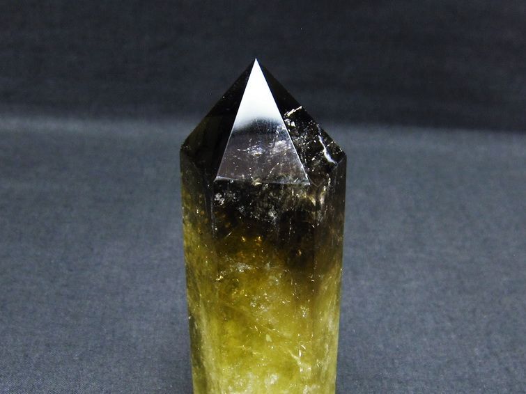 シトリン 六角柱 虹入り 原石 一点物 142-5107