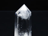 水晶 六角柱 水晶ポイント 原石 置物 一点物  142-6312