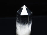 水晶 六角柱 水晶ポイント 原石 置物 一点物  142-6335