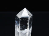 水晶 六角柱 水晶ポイント 原石 置物 一点物  142-6370